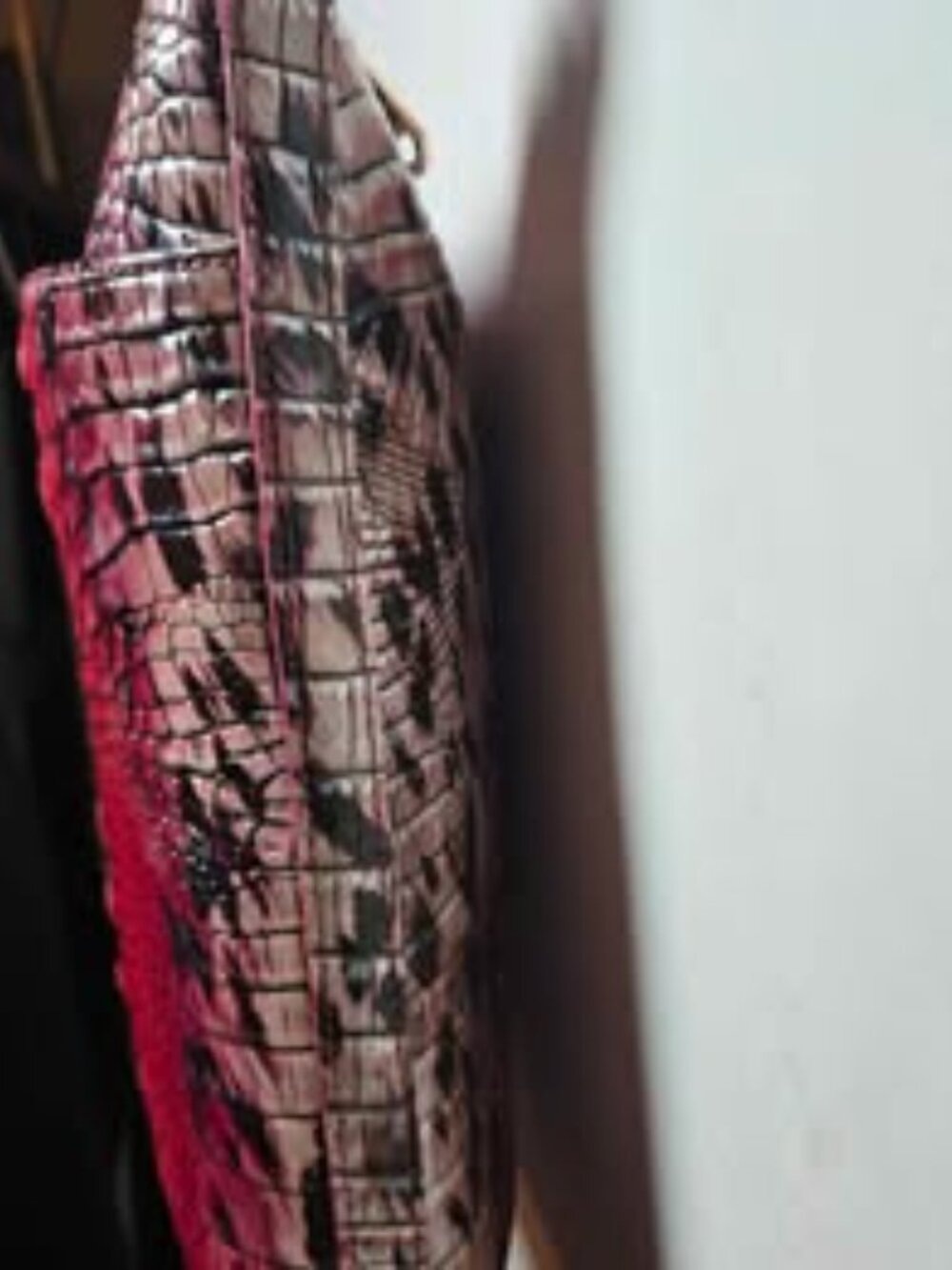 Brahmin Katie Ruby Prowl Ombre Croc Embossed Leather Crossbody - Picture 4 of 9